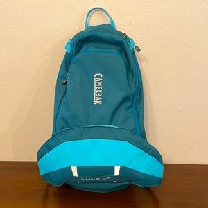 CAMELBAK Dragonfly Teal L.U.X.E LR 14 100 oz Hydration Pack